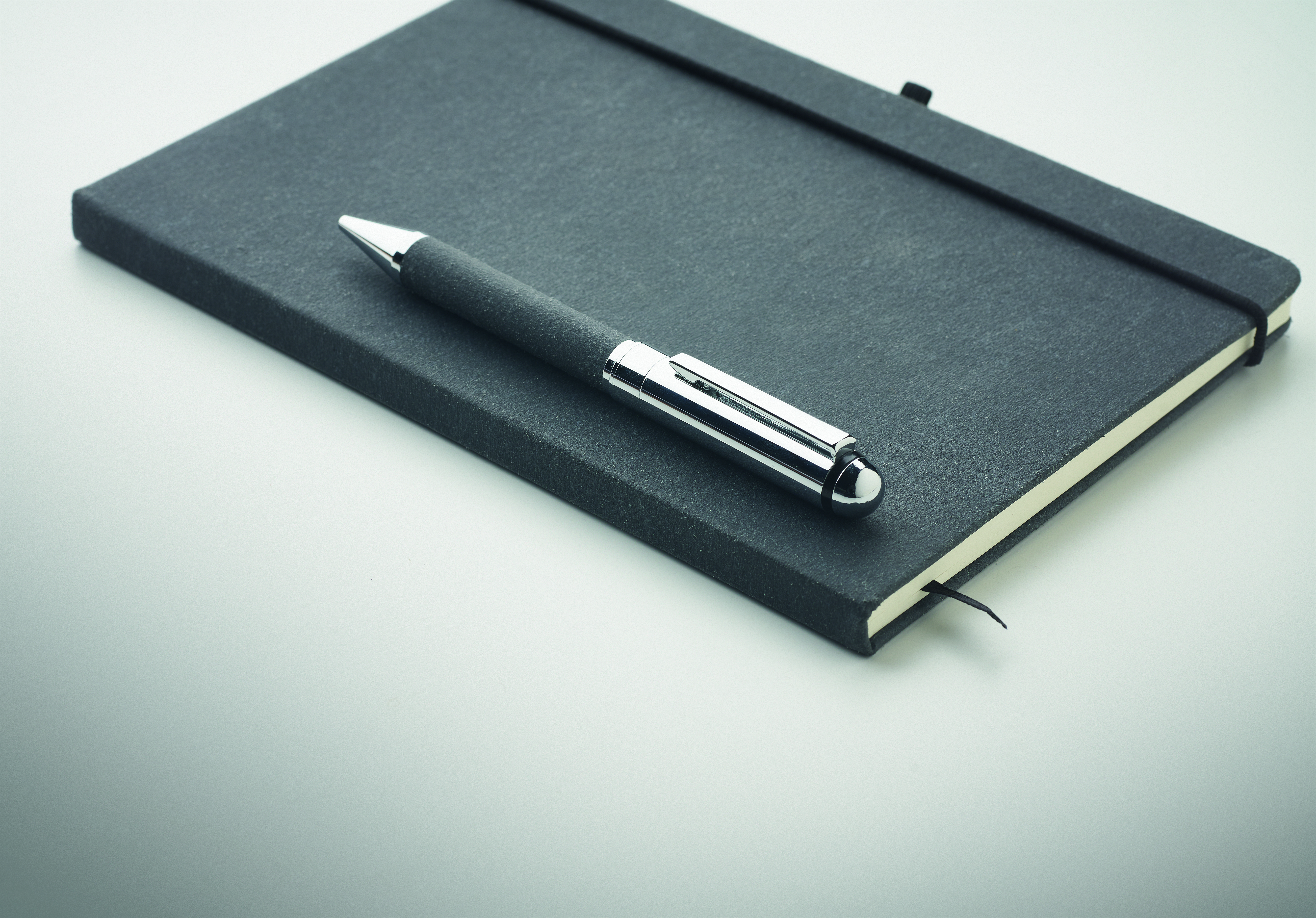 Notizbuch-Set ELEGANOTE A5 mit Metall-Drehkugelschreiber bedruckbar