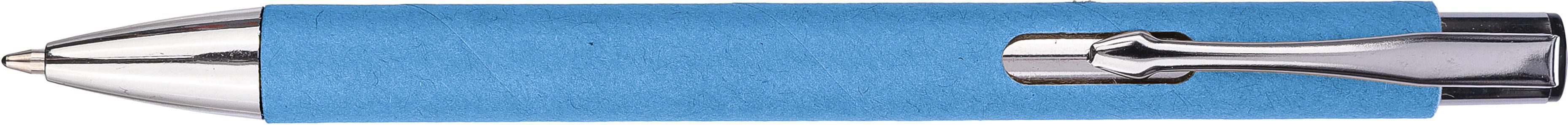 Hellblau