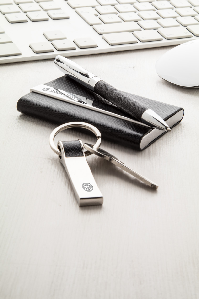 Werbeartikel-Set Nouart: Kugelschreiber, Etui & Schlüsselanhänger Metall