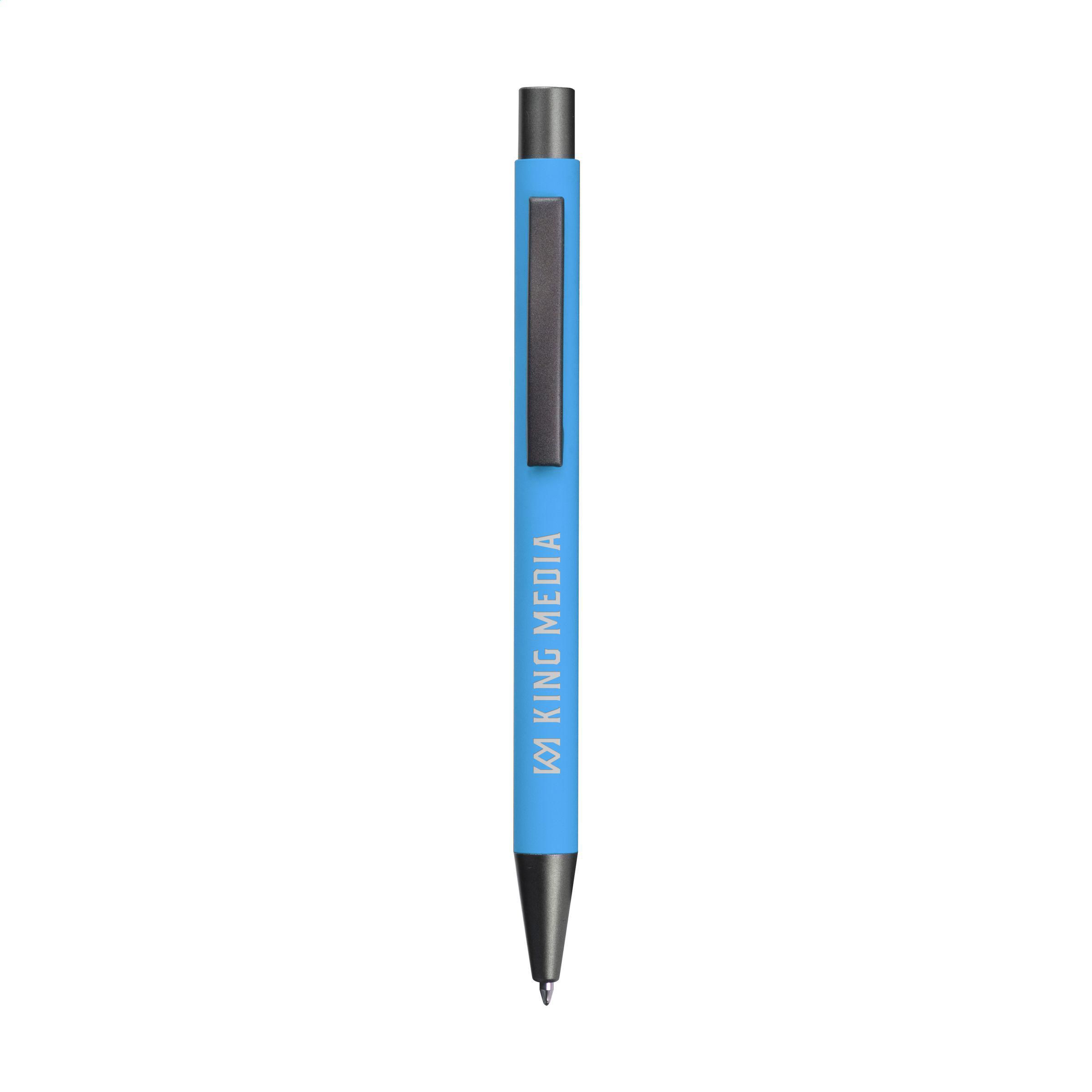 Hellblau